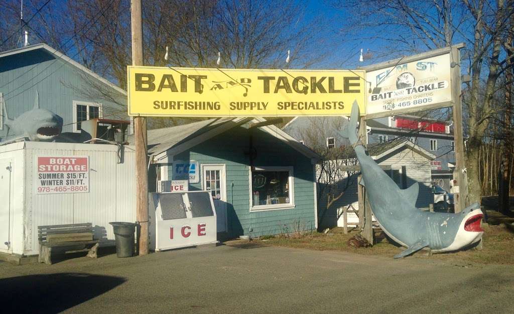 Straight Line Bait & Tackle, Fishing Rods, Reels & Gear, Bait Sh | 110 Elm St, Salisbury, MA 01952, USA | Phone: (978) 465-8805