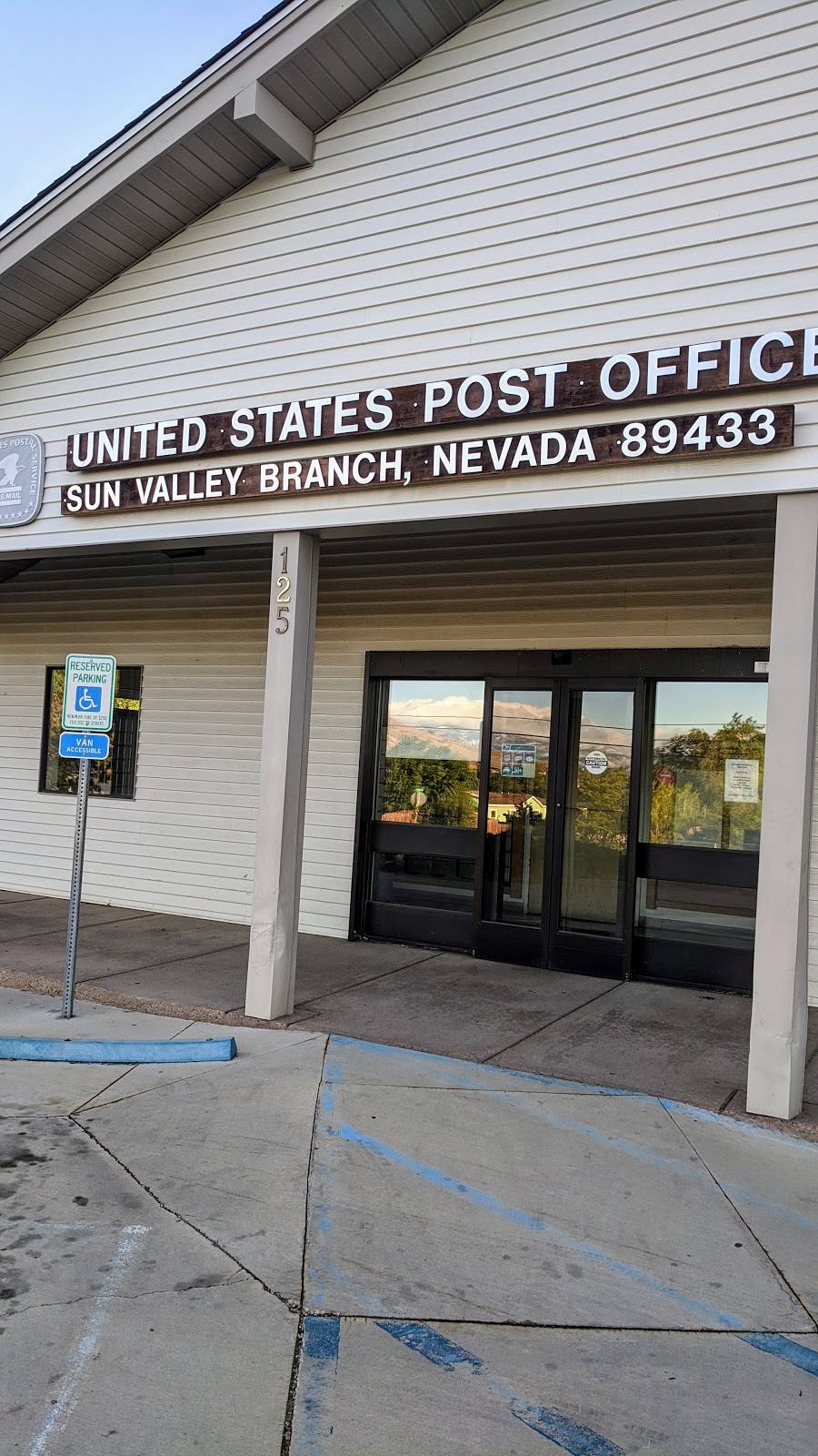 United States Postal Service | 125 W 6th Ave, Sun Valley, NV 89433, USA | Phone: (800) 275-8777