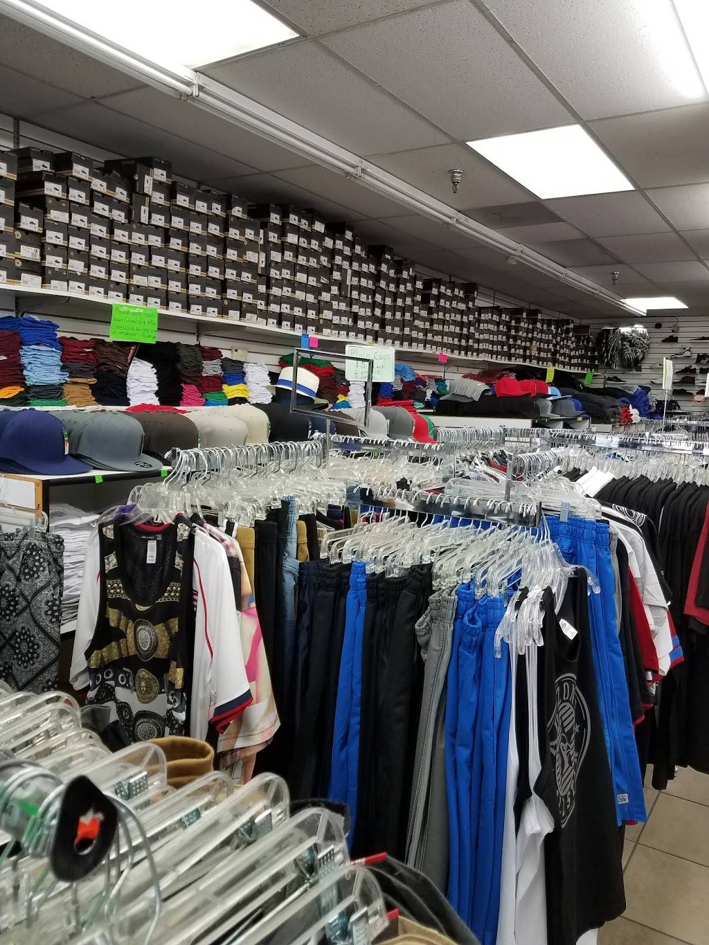 Clothing Park | 805 W Baseline Rd, Tempe, AZ 85283, USA | Phone: (480) 768-1888