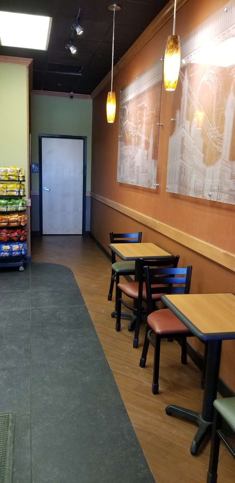 Subway Restaurants | 206 Ballardvale St Unit 2, Wilmington, MA 01887, USA | Phone: (978) 447-5528