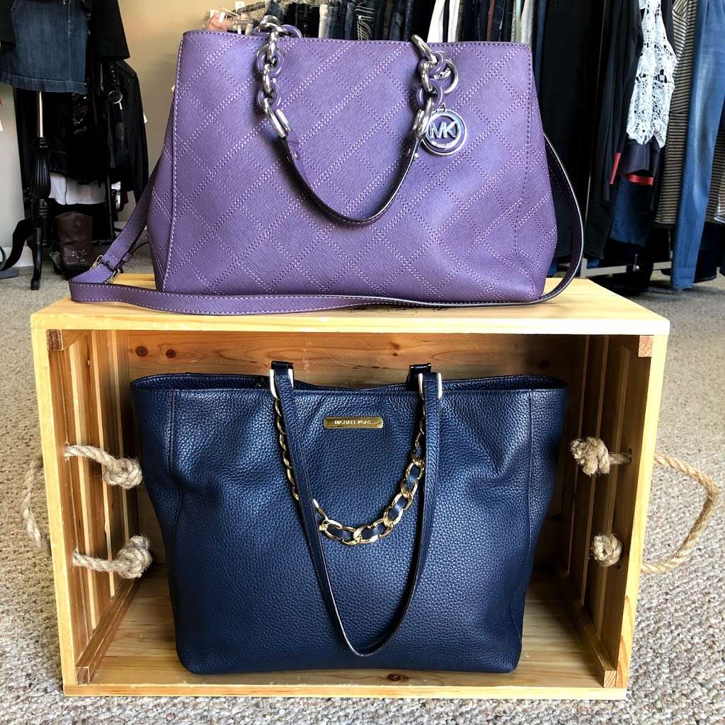 Secondhand Chic by Sarah Rose | 328 W Sunset Dr, Waukesha, WI 53189, USA | Phone: (262) 444-0464