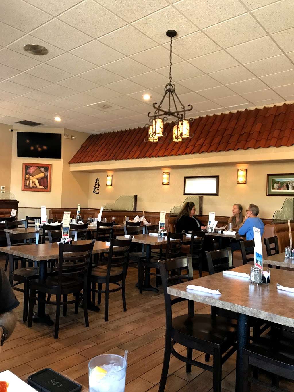 Chapala Mexican Restaurant | 245 S 10th St, Santa Paula, CA 93060, USA | Phone: (805) 525-2813