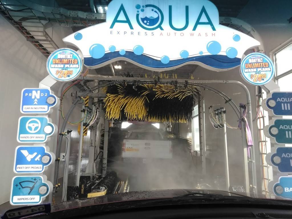 Aqua Express Auto Wash | 2610 E Del Mar Blvd, Laredo, TX 78041, USA | Phone: (956) 949-0149