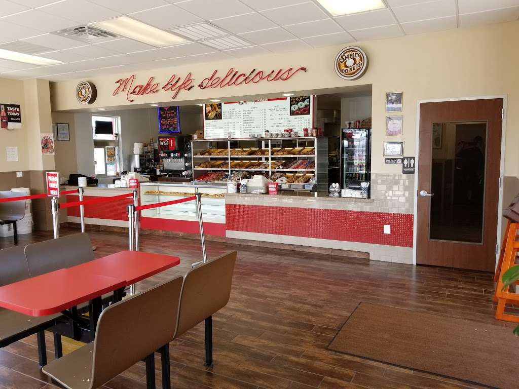 Shipley Do-Nuts | 8410 Hall Rd, Houston, TX 77075 | Phone: (713) 987-9797