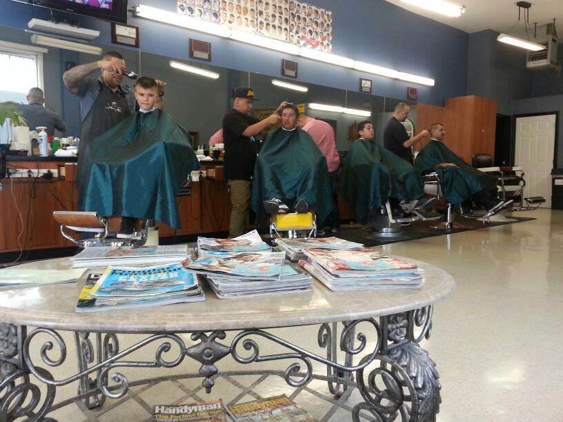 The Corner Barber Shop | 10635 Burbank Blvd, North Hollywood, CA 91601 | Phone: (818) 821-3741