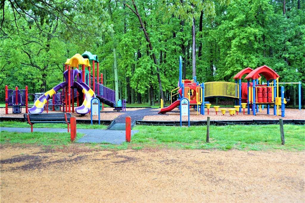 St. Clement's Shores Park in 22300 Meadow Ln, Leonardtown, MD 20650, USA