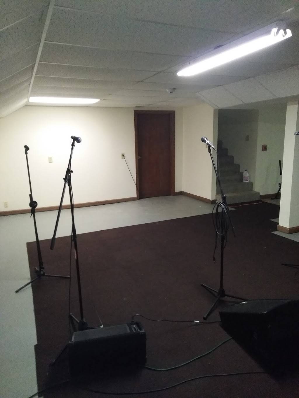 Bigrigg Kompressor Rehearsal Studios | 4375 Alum Creek Dr, Columbus, OH 43207, USA | Phone: (614) 806-1740