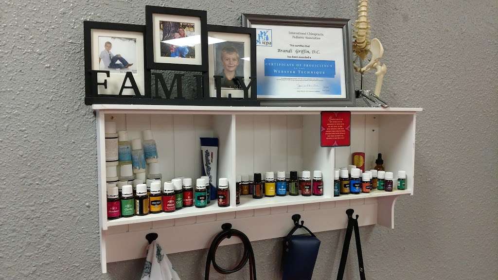 Pearland Family Chiropractic | 5060 Broadway St, Pearland, TX 77581, USA | Phone: (281) 485-5705