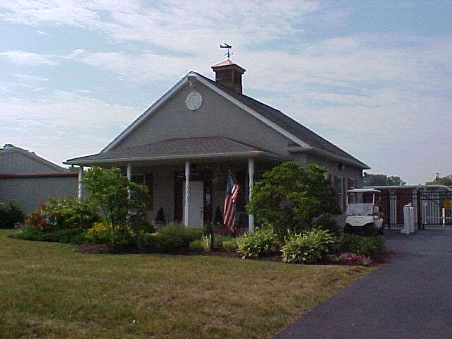 Locker Room Self Storage Inc | 3930 Germantown Pike, Collegeville, PA 19426, USA | Phone: (610) 831-1885