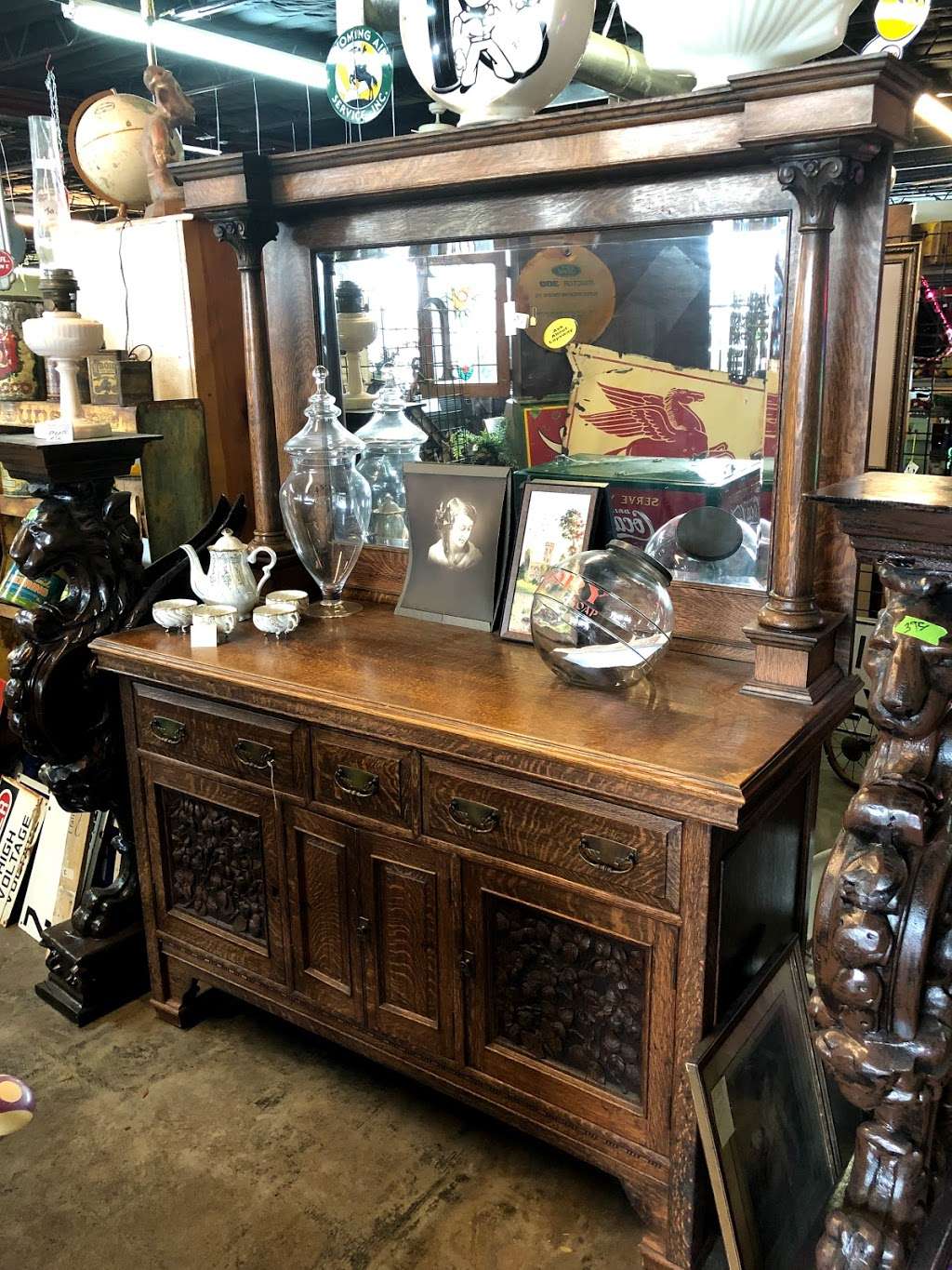 Mikes Antiques & Estate Sales | 212 W Main St, La Porte, TX 77571, USA | Phone: (713) 291-4875