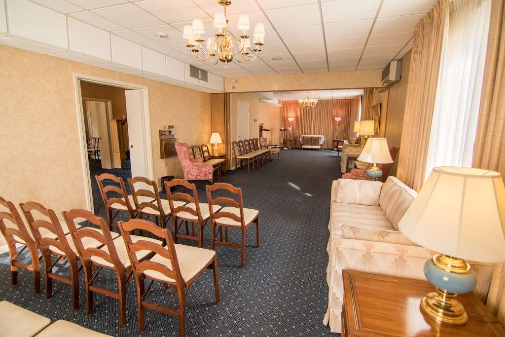Prout Funeral Home | 370 Bloomfield Ave, Verona, NJ 07044, USA | Phone: (973) 239-2060