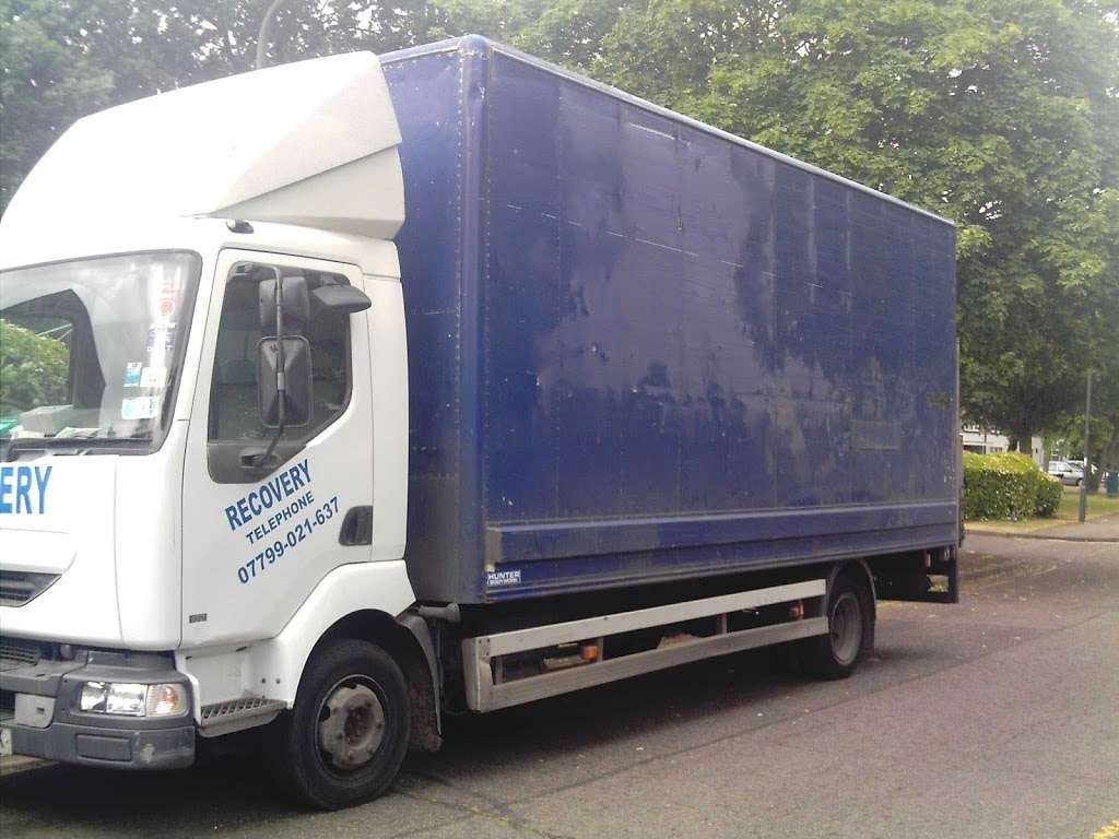 perry;s film & prop transport | 2 Mary Cl, Harrow, Stanmore HA7 1HG, UK | Phone: 07961 508701