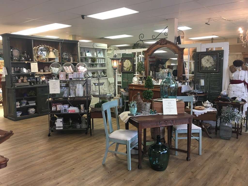 KT Antiques | 5614 2nd St, Katy, TX 77493, USA | Phone: (281) 391-2299