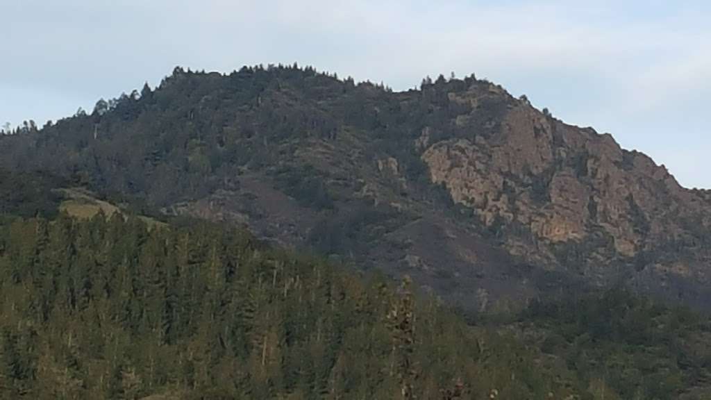 Oakmont Village Market | 6550 Oakmont Dr, Santa Rosa, CA 95409, USA | Phone: (707) 539-2434