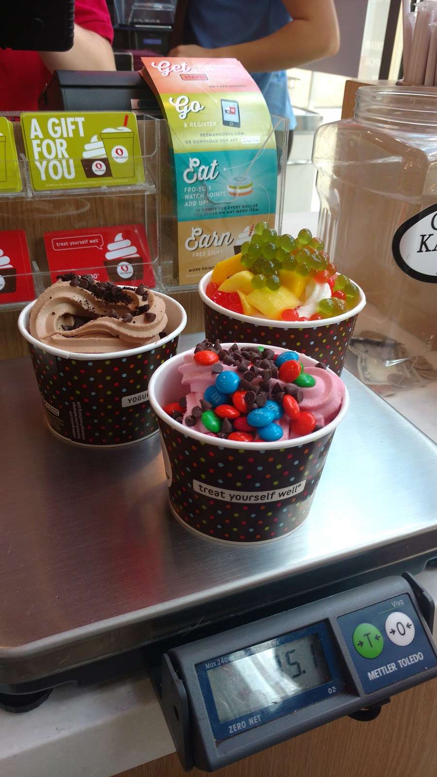 Red Mango | 635 E Boughton Rd #146, Bolingbrook, IL 60440 | Phone: (630) 914-5957