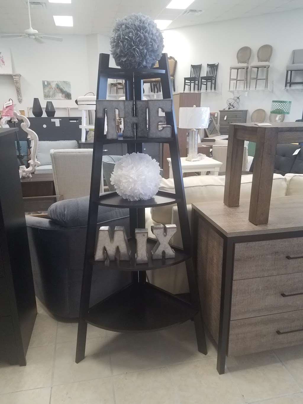 The Mix Furniture | 5135 E Lincoln Hwy, Merrillville, IN 46410, USA | Phone: (219) 945-3483