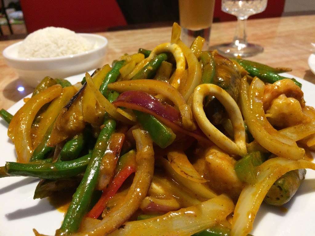 Saigon Grill | 3703 Garrett Rd, Drexel Hill, PA 19026 | Phone: (610) 259-8588