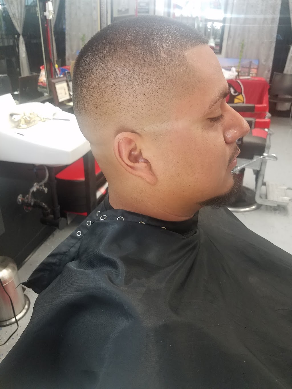 MARIO THE LEGEND BARBERSHOP | 2537 N 32nd St, Phoenix, AZ 85008, USA | Phone: (602) 840-0970