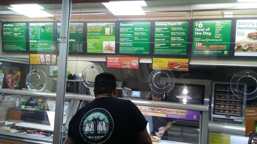 Subway Restaurants | 10327 S Torrence Ave Space #2, Chicago, IL 60617, USA | Phone: (773) 902-7188