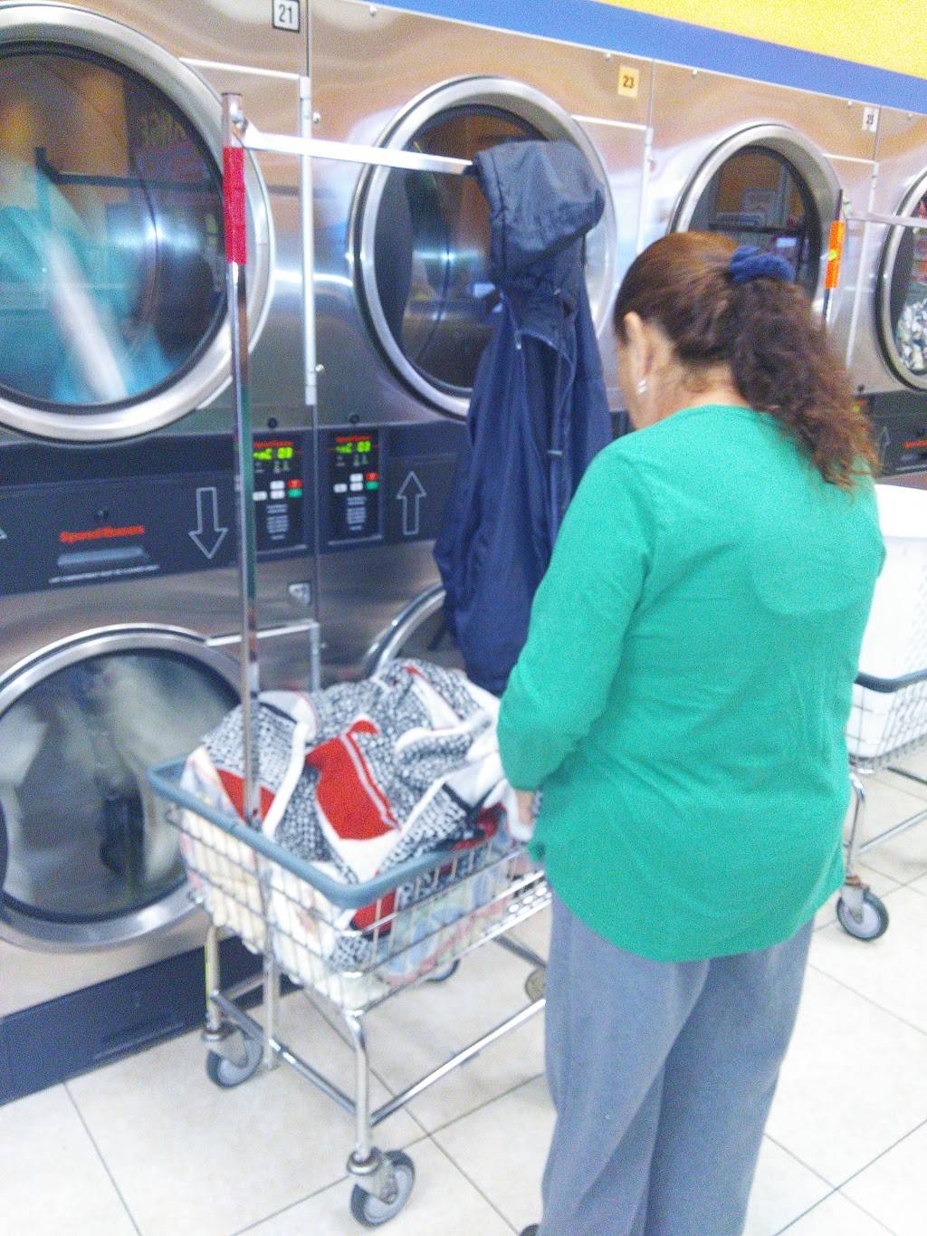 Free Dry Coin Laundry | 11904 Long Beach Blvd, Lynwood, CA 90262, USA | Phone: (310) 608-4866