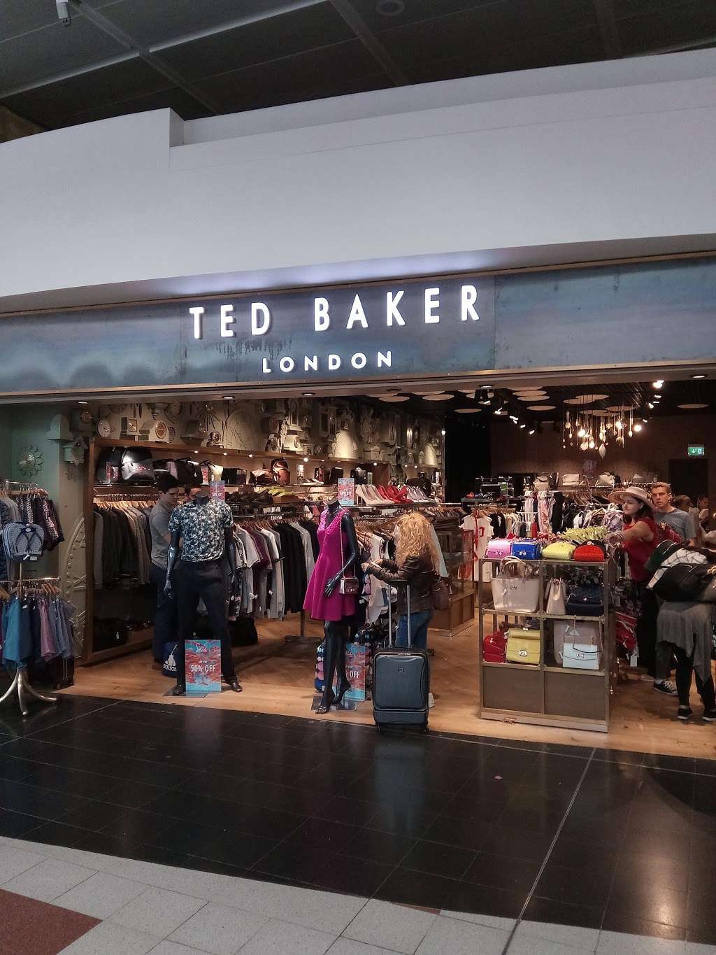 Ted Baker - Gatwick North Terminal, NA008, Departure Lounge, Gatwick ...