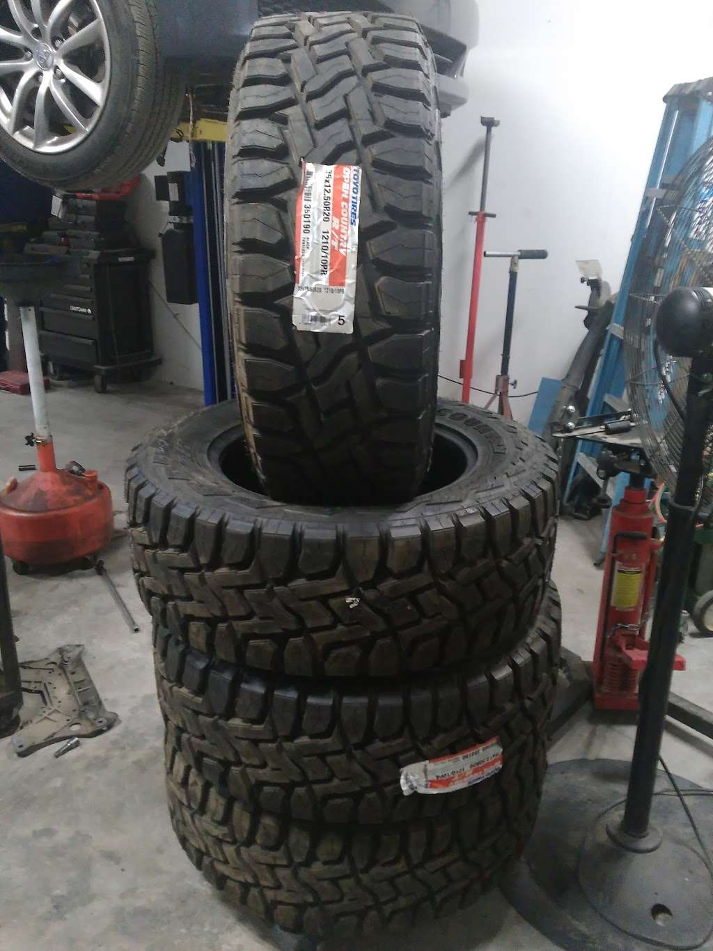 Az Tire Inc | 7416 W Grovers Ave, Glendale, AZ 85308, USA | Phone: (602) 487-7555