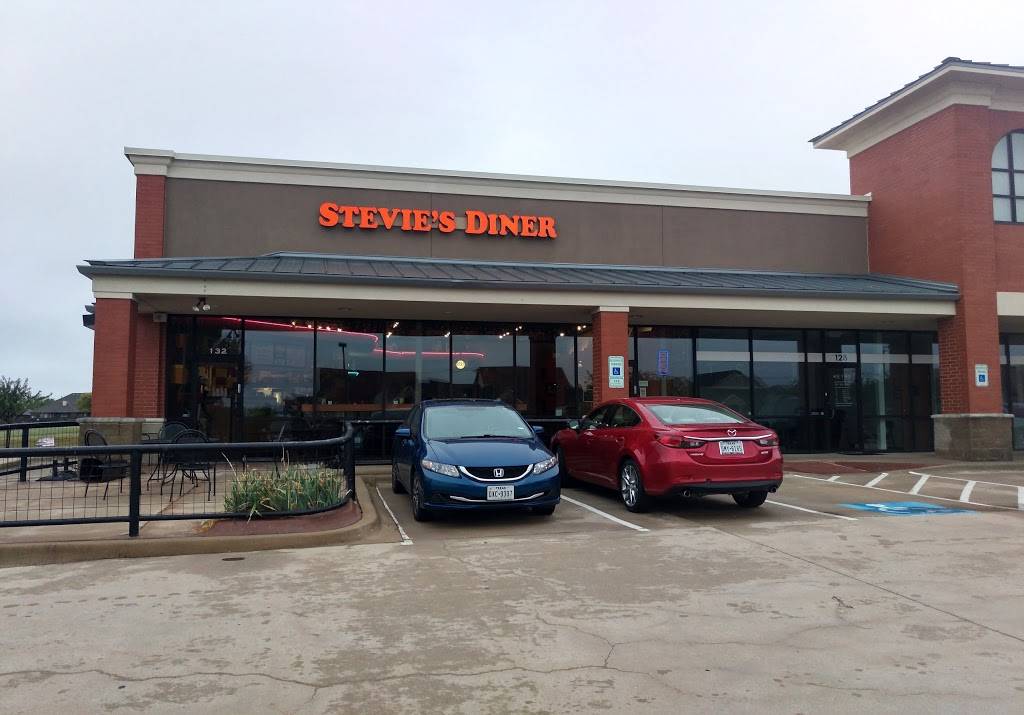 Stevies Diner | 5500 N Tarrant Pkwy #132, Fort Worth, TX 76244, USA | Phone: (817) 656-0822