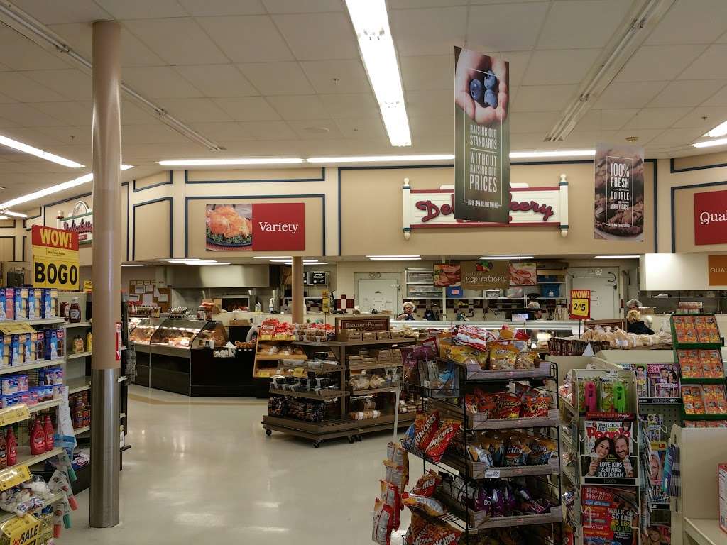 Food Lion | 7514 North Point Rd, Edgemere, MD 21219, USA | Phone: (410) 477-4784