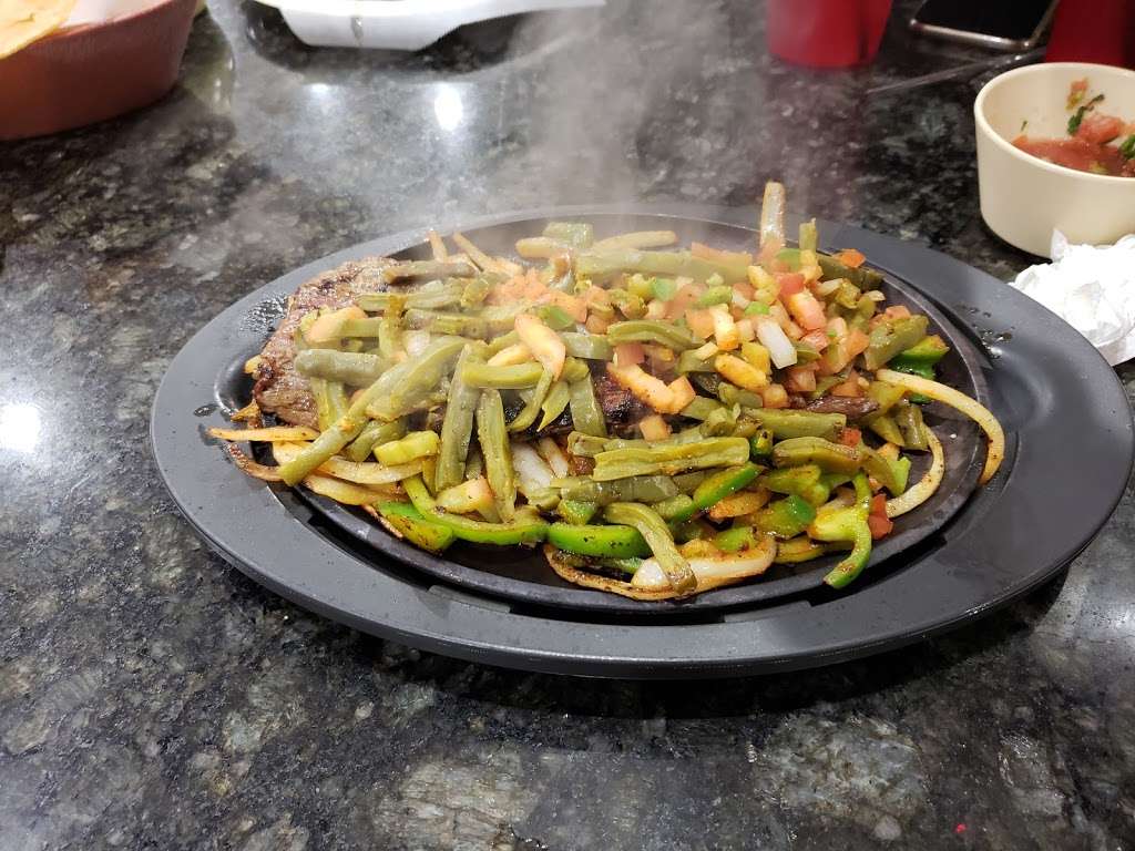 Taqueria De Jalisco Bar & Grill | 12036 Veterans Memorial Dr, Houston, TX 77067, USA | Phone: (281) 781-8591