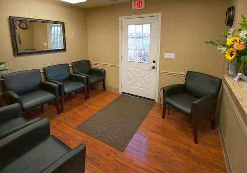 Humphries Family Dentistry: Humphries Julie DDS | 434 W Main St, Gardner, KS 66030 | Phone: (913) 856-2333