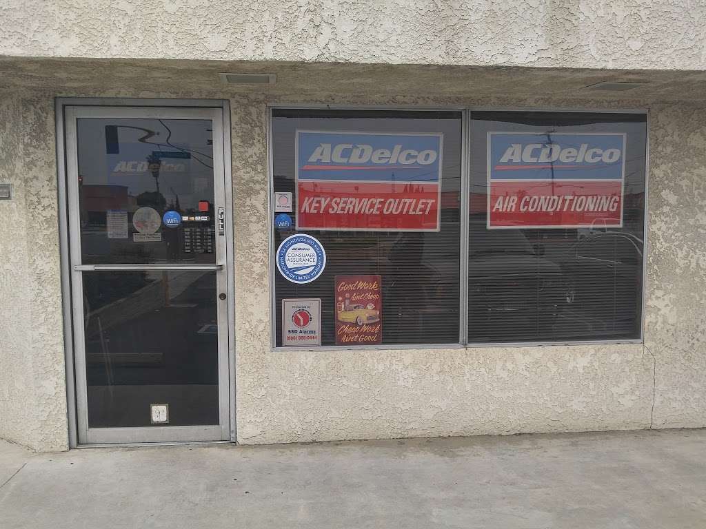 Lynns Auto Air, Inc. | 13255 Woodruff Ave, Downey, CA 90242, USA | Phone: (562) 803-5611