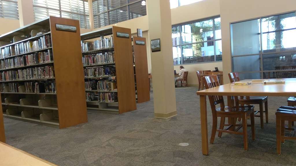 Hesperia Branch Library | 9650 Seventh Ave, Hesperia, CA 92345, USA | Phone: (760) 244-4898