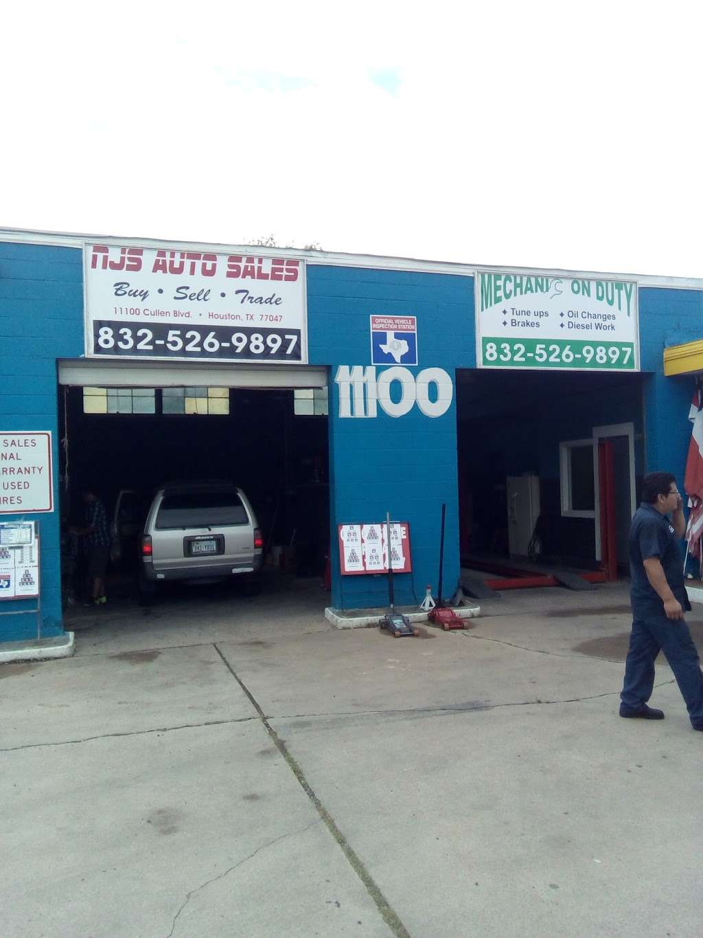 NJS Auto Sales & Mr.$35 Tire Shop | 11100 Cullen Blvd, Houston, TX 77047, USA | Phone: (832) 993-9062