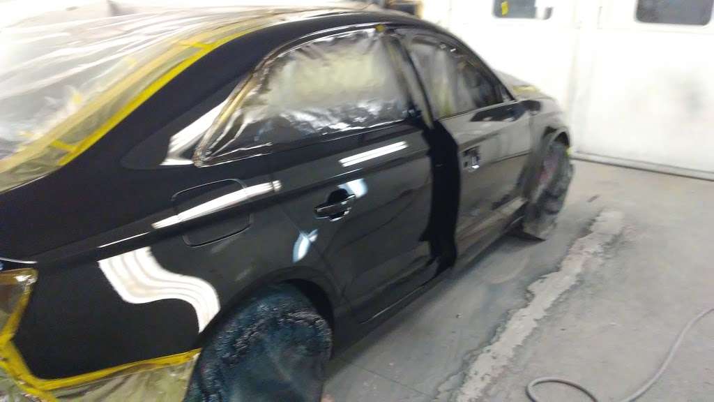 Maaco Collision Repair & Auto Painting | 17 Edgeboro Rd unit h, East Brunswick, NJ 08816, USA | Phone: (732) 360-6255