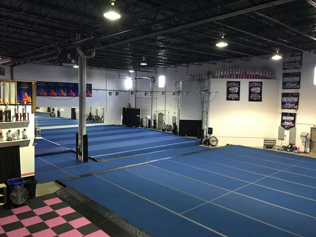 Team Illinois Cheer | 24317 W 143rd St #109, Plainfield, IL 60544, USA | Phone: (779) 234-5063