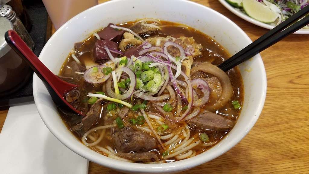 Bun Bo Hue Co Do 2 | 14901 TX-249 #109, Houston, TX 77086, USA | Phone: (346) 316-1974