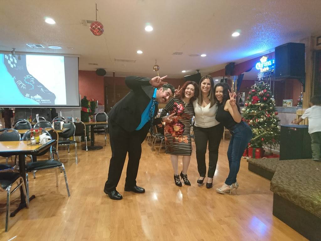 Mariscos Perlas Del Mar Mexican & Seafood Restaurant | 12158 Brookhurst St, Garden Grove, CA 92840, USA | Phone: (714) 530-3555