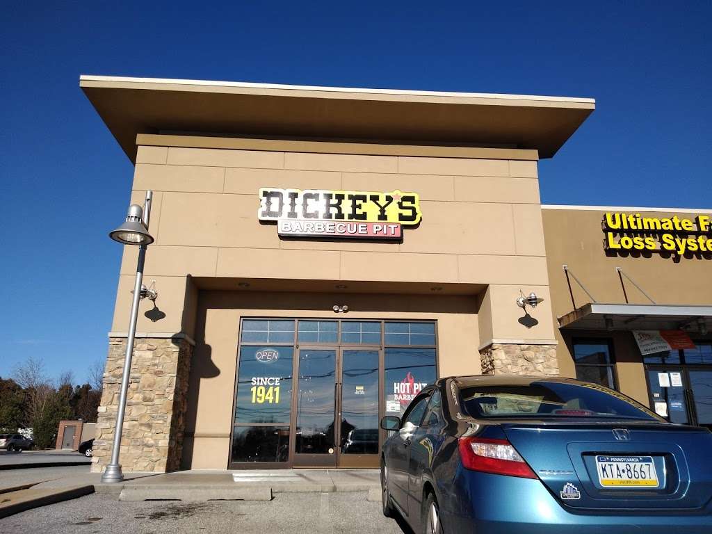 Dickeys Barbecue Pit | 2481 Lincoln Hwy E Ste 5, Lancaster, PA 17602 | Phone: (717) 435-8444