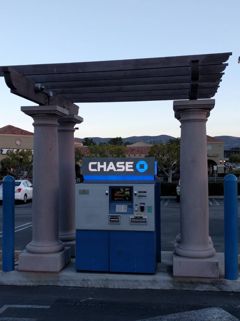 Chase Bank | 8166 E Santa Ana Canyon Rd Suite 200, Anaheim, CA 92808, USA | Phone: (714) 282-1522