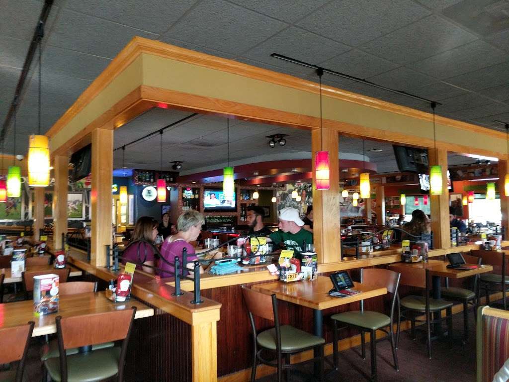 Applebees Grill + Bar | 47 S White Horse Pike, Hammonton, NJ 08037, USA | Phone: (609) 704-8001