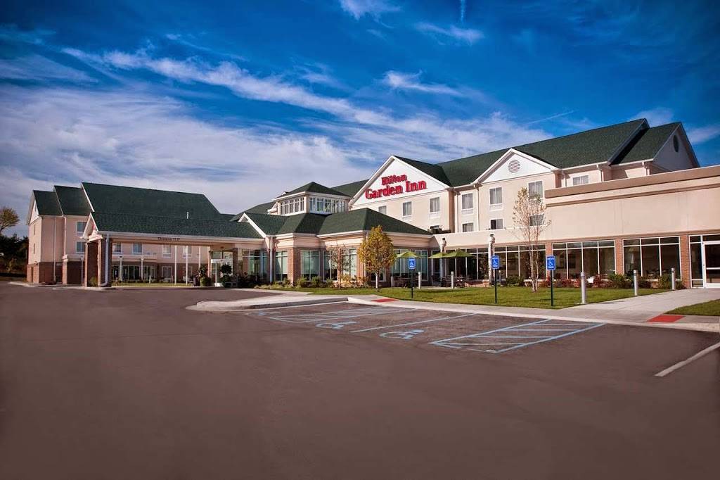 Hilton Garden Inn St. Louis Airport | 4450 Evans Pl, St. Louis, MO 63134, USA | Phone: (314) 521-6444