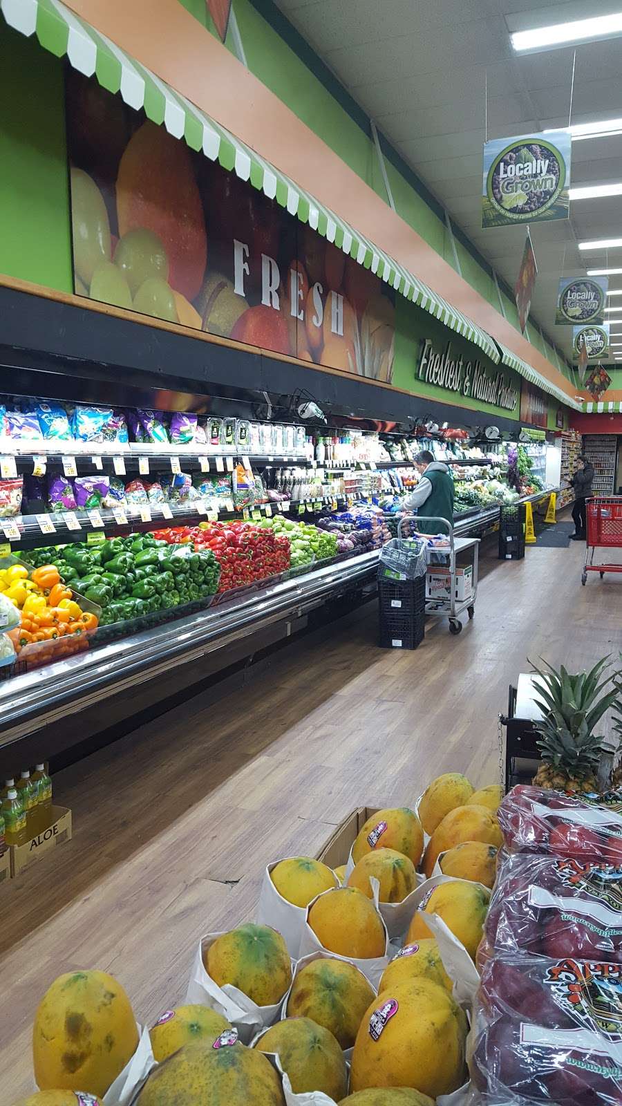 Market Fresh | 52 NY-17K, Newburgh, NY 12550, USA | Phone: (845) 562-4000