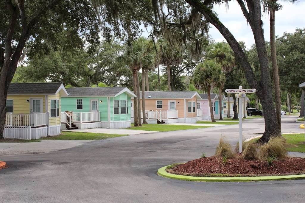 Tropical Palms RV Resort | 2650 Holiday Trail, Kissimmee, FL 34746, USA | Phone: (407) 396-4595