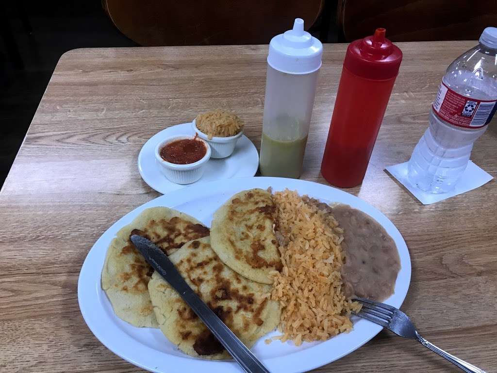 Dos pueblitos restaurant | 1706 N Hwy 175, Seagoville, TX 75159, USA | Phone: (214) 506-4030