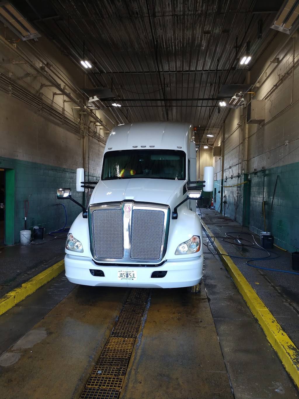 Petro truck wash | 2025 Kleppe Ln, Sparks, NV 89431, USA | Phone: (775) 355-2400