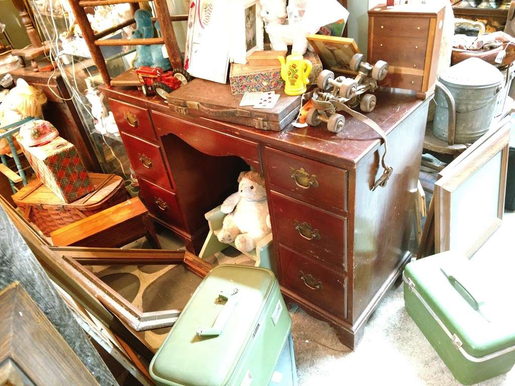 Roadside Antiques | 1422 Hwy 6, Alvin, TX 77511 | Phone: (713) 240-3877