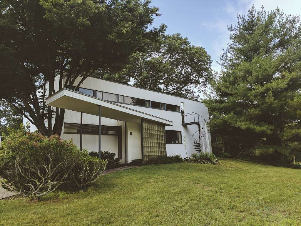 Gropius House | 3105, 68 Baker Bridge Rd, Lincoln, MA 01773, USA | Phone: (781) 259-8098