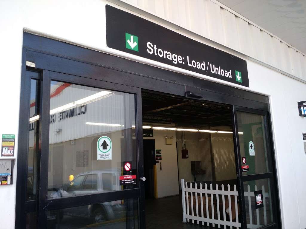 U-Haul Moving & Storage at N Rancho Dr | 3969 N Rancho Dr, Las Vegas, NV 89130, USA | Phone: (702) 656-7044