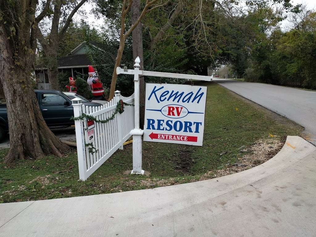 Kemah RV Resort | 675 Miles Rd, Bacliff, TX 77518, USA | Phone: (281) 559-2362