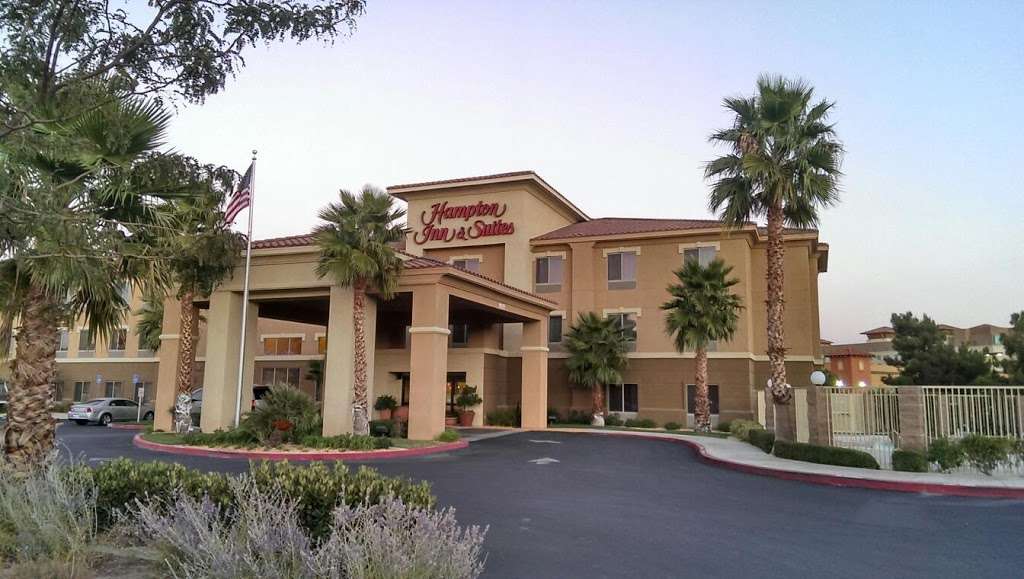 Hampton Inn & Suites Palmdale | 39428 Trade Center Dr, Palmdale, CA 93551, USA | Phone: (661) 265-7400